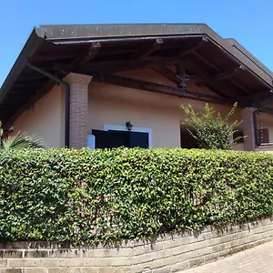 Appartamento Caronni, - Relax E Mare A Due Passi Da Roma, Ostia Antica